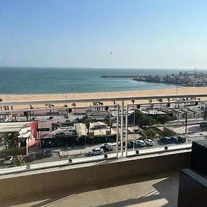 luxury-apartment-105sqm-terrace-seafront.agadirhotels.org/
